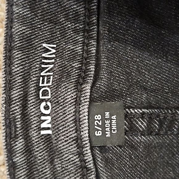 INC Jean cut off shorts size 6/28 - Picture 3 of 3